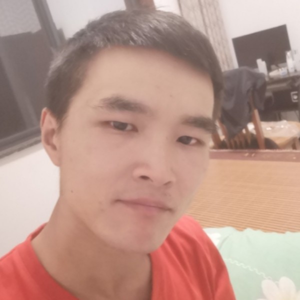 黑夜浅吻淡然的照片