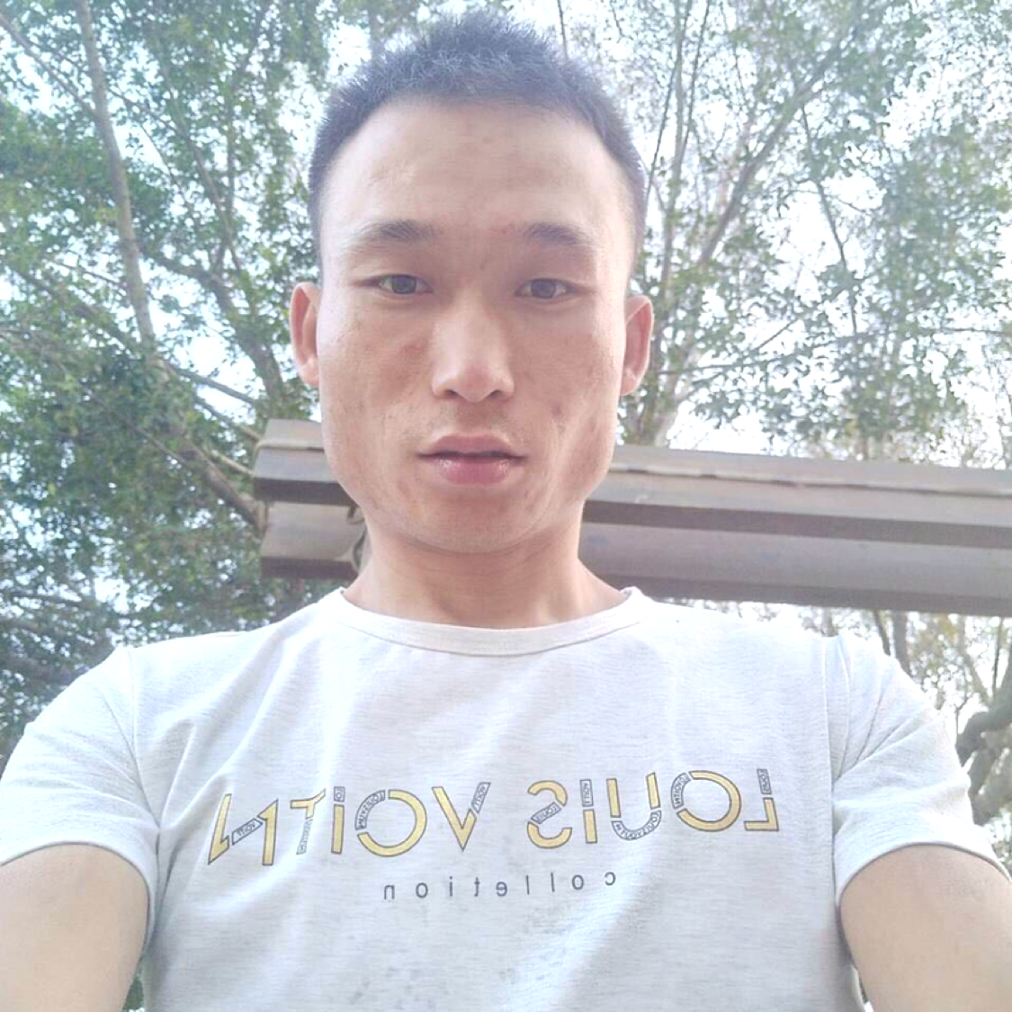 故意踢大神的照片