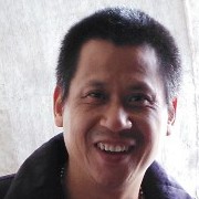 勤劳多么钢铁侠的照片