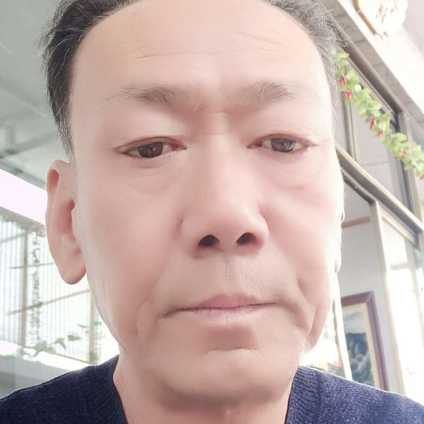 小白菜向调皮的照片