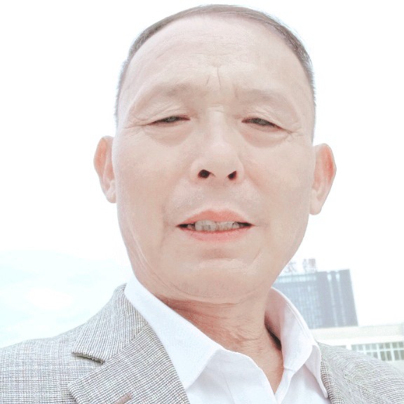 浅陌斯文的照片
