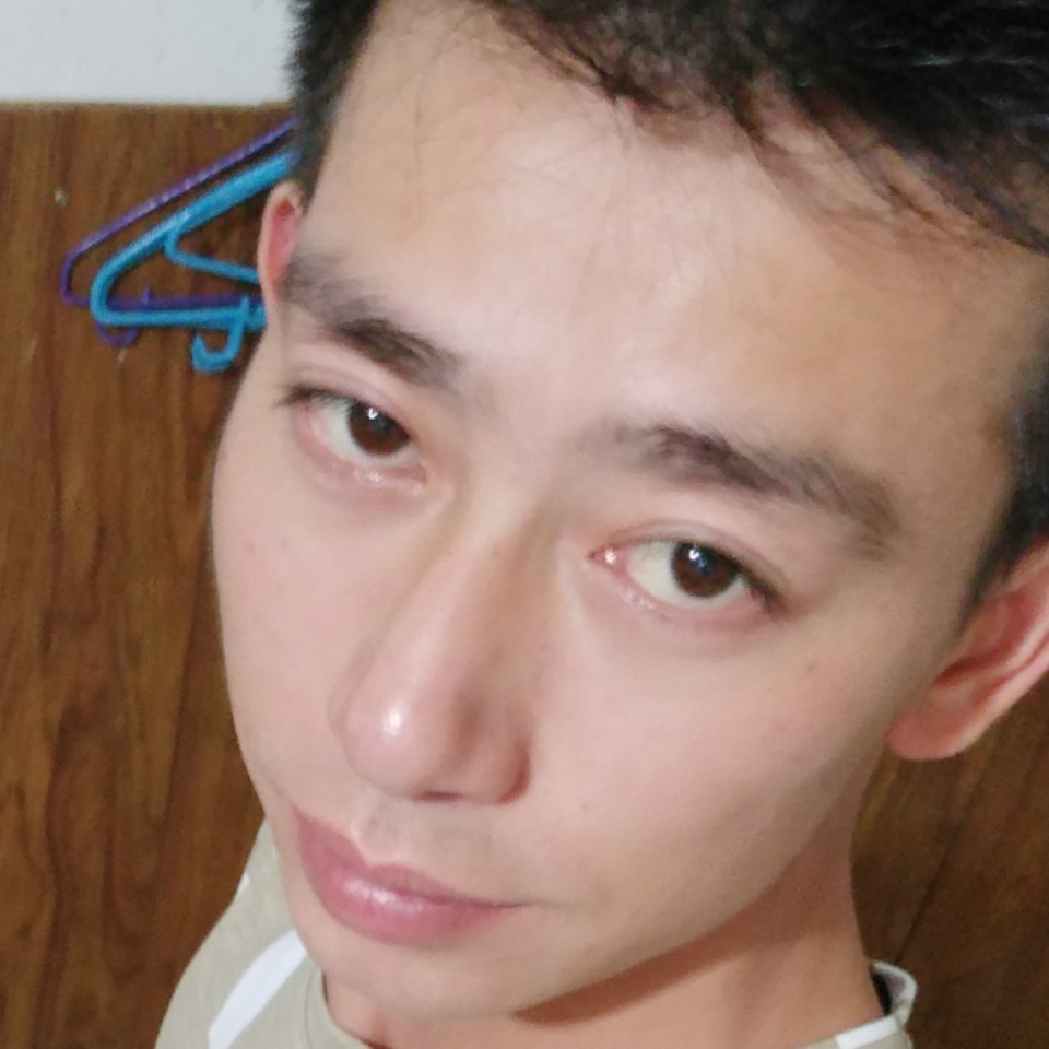 具体问咯哇的照片