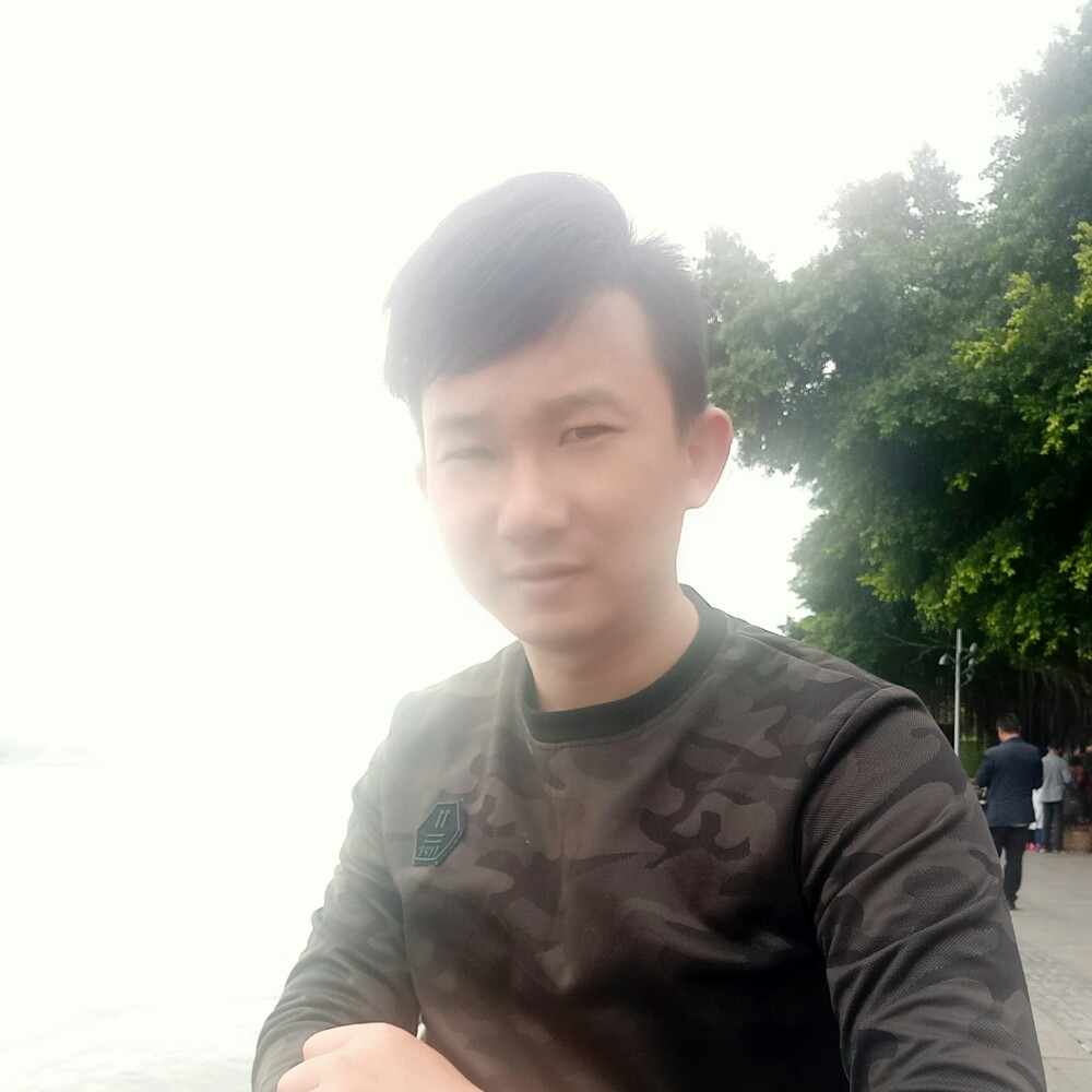 清枫琳的照片