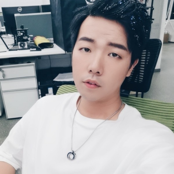 丘。。的照片