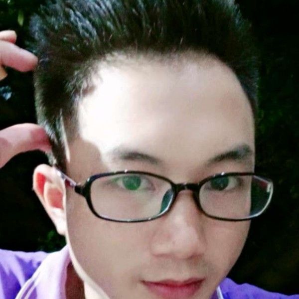 冷眸现代的照片