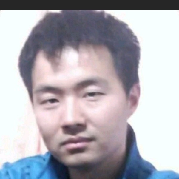 顾鸣君的照片