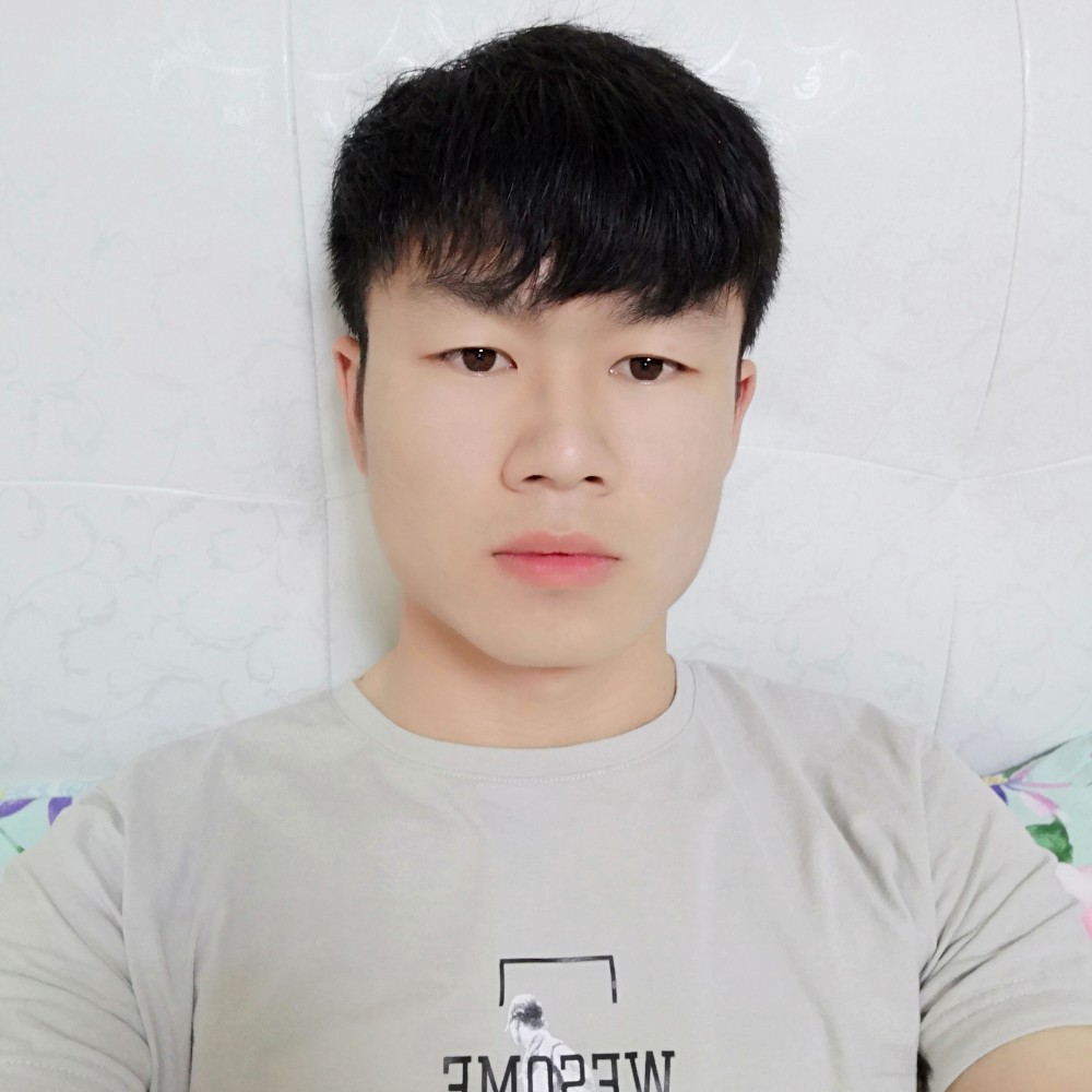 孤独的小土豆的照片