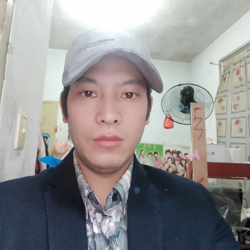 黄清松的照片