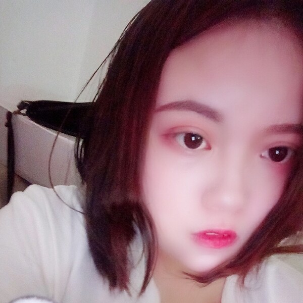 椿色的照片