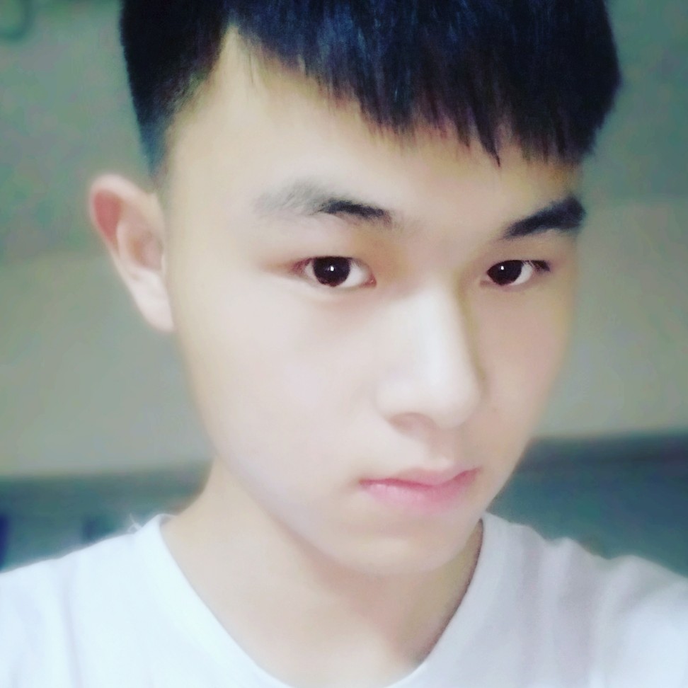 夜场小孩子的照片