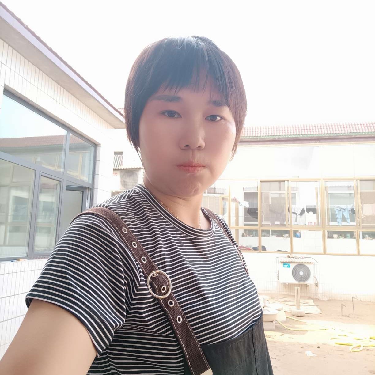 孔静的照片