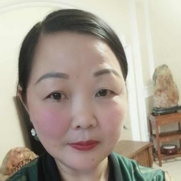 小蝴蝶踏实的照片