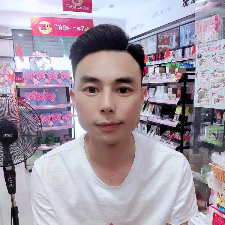 怕孤独迎狗的照片