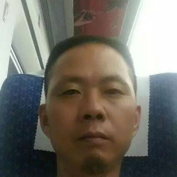 光亮鸡的照片