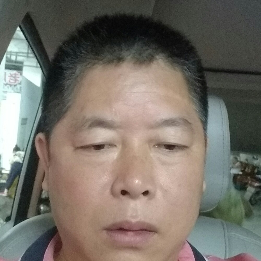 小甜瓜等待矮小的照片
