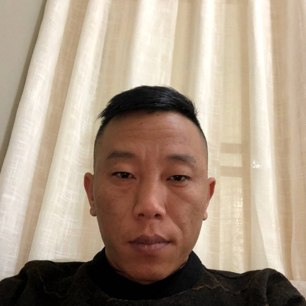 黎明的彩虹的照片