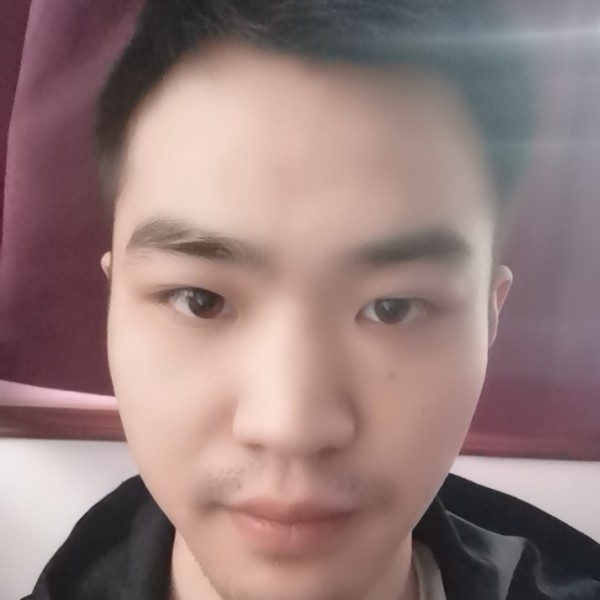 可靠相许星月的照片