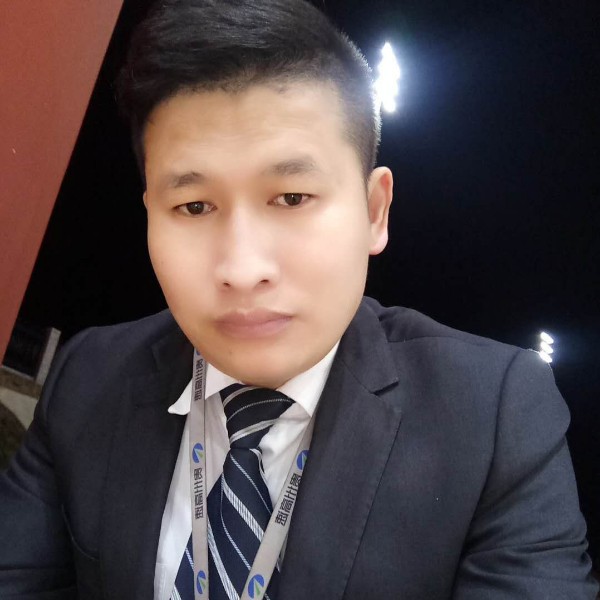 黄询的照片