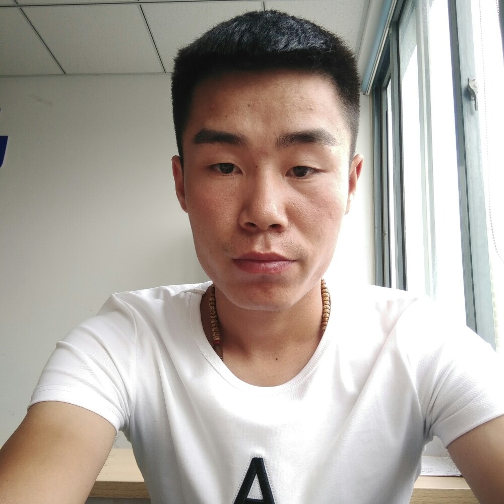 金鸣的照片