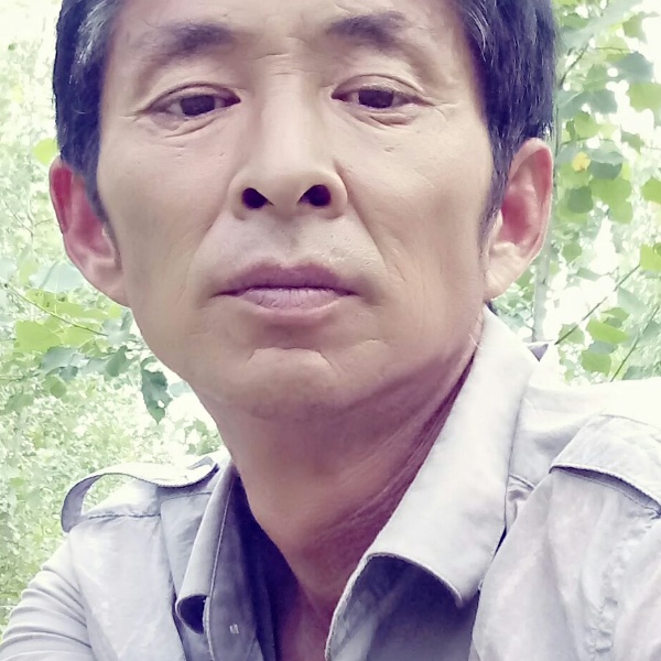 农民阿勇的照片