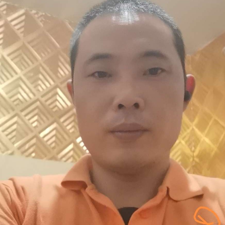 任尽亮的照片