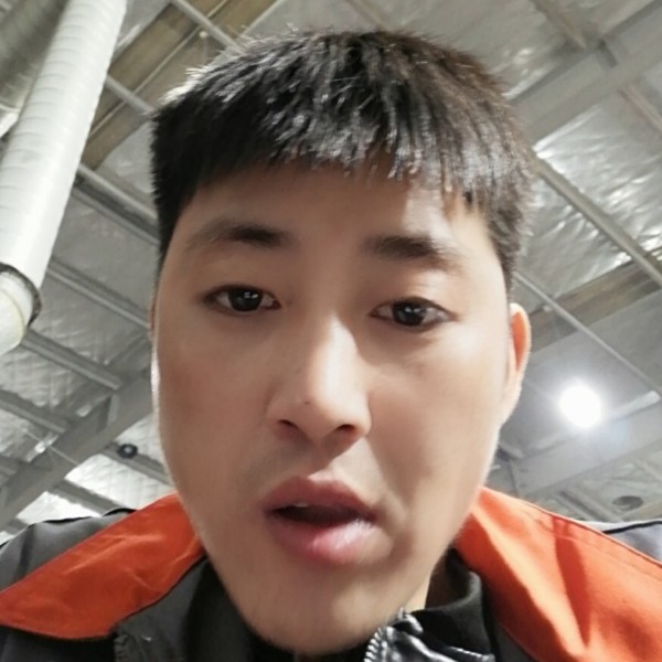 锦瑟回眸傻傻的照片