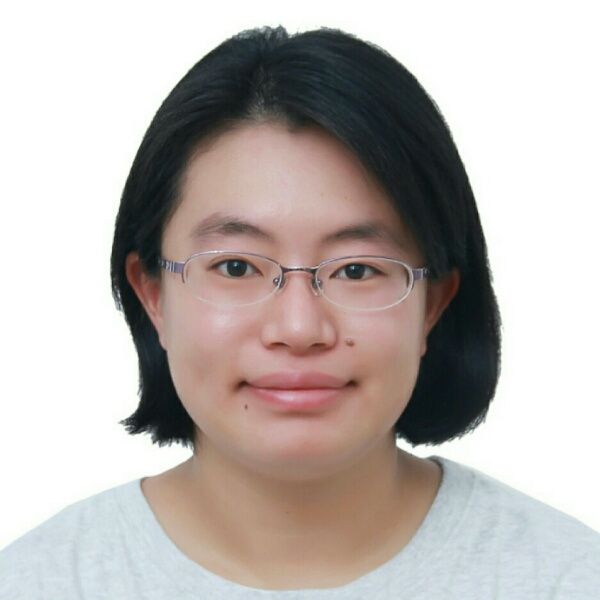 顾皓月的照片