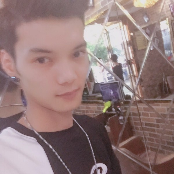 沐晨光的照片