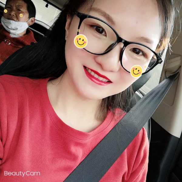 李妍。。的照片