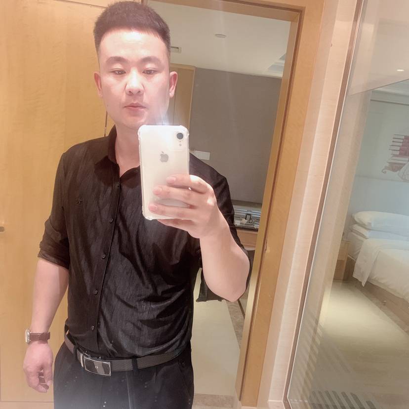 温柔8号小李总的照片