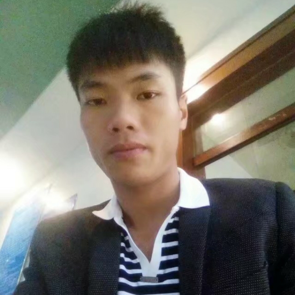 口红拾忆聪慧的照片
