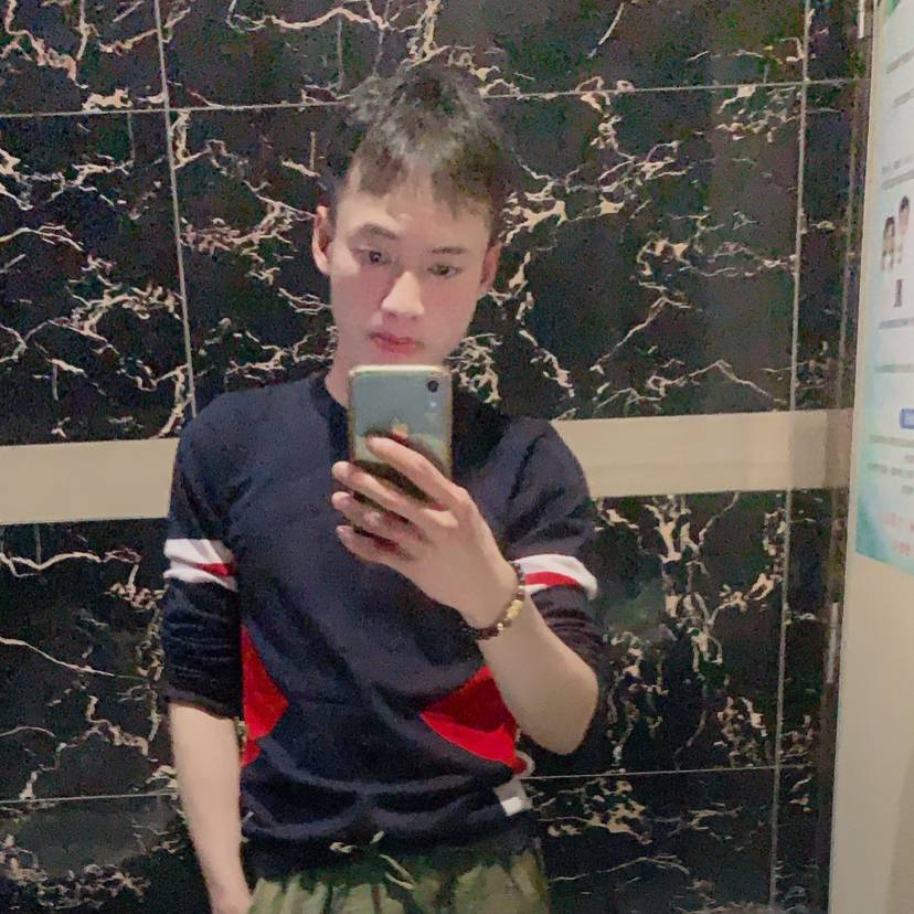 还单身相许皮带的照片