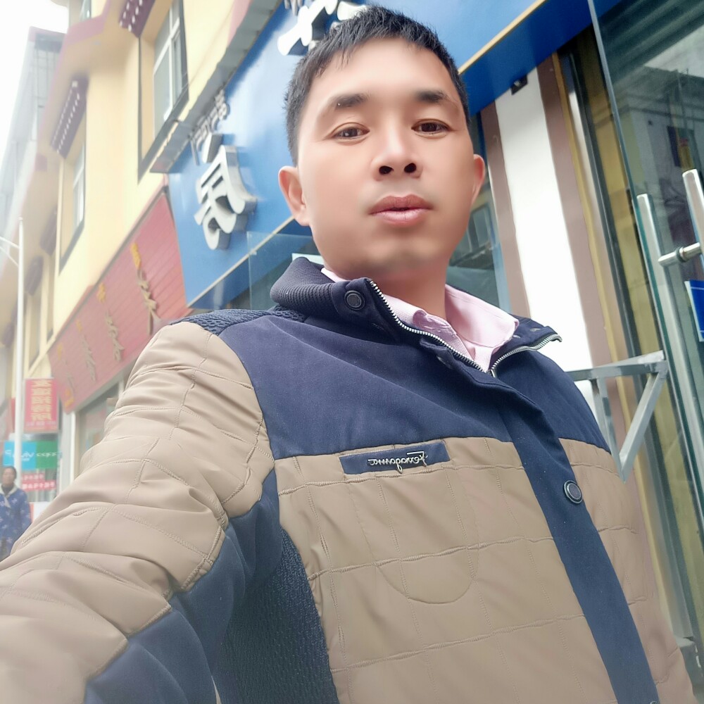 常建唐的照片