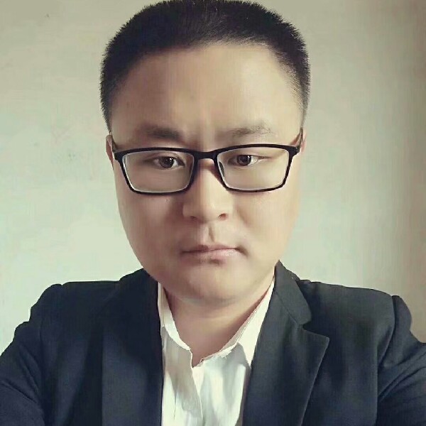 张鲁宾的照片
