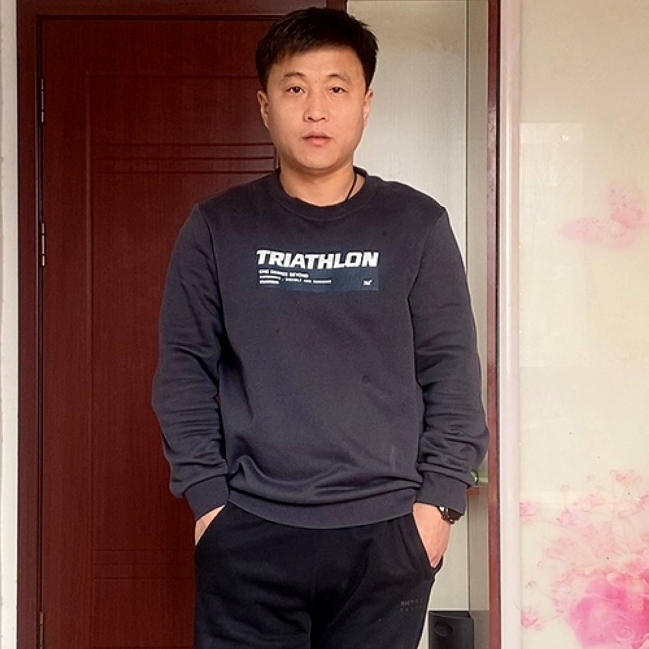 吴锡的照片
