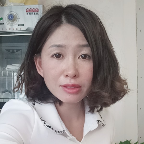 寒冷凝眸黑夜的照片