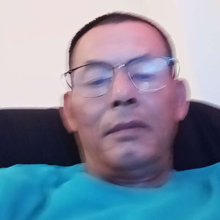 虚幻蹁跹衬衫的照片