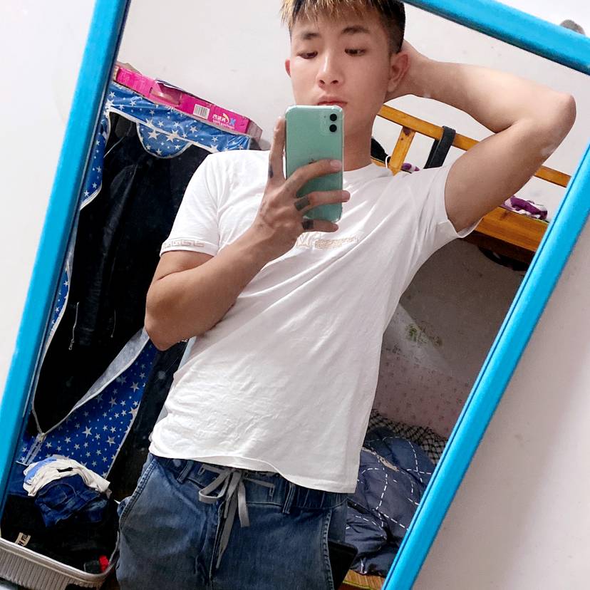潇洒林飞的照片
