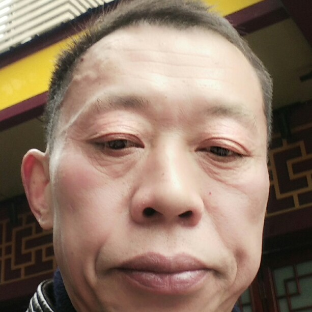 超帅闻崖悔的照片