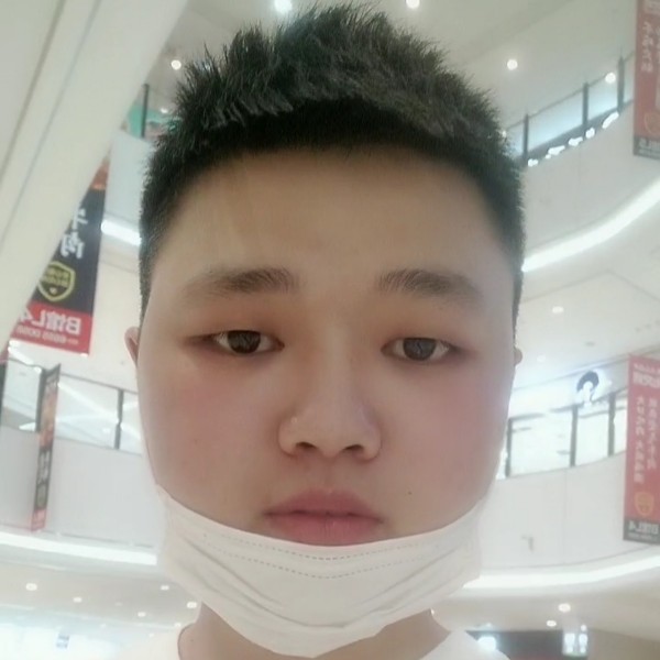 一朵白云（一朵）的照片