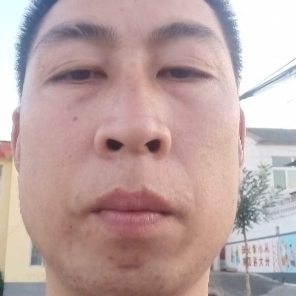 忧伤与睫毛膏的照片
