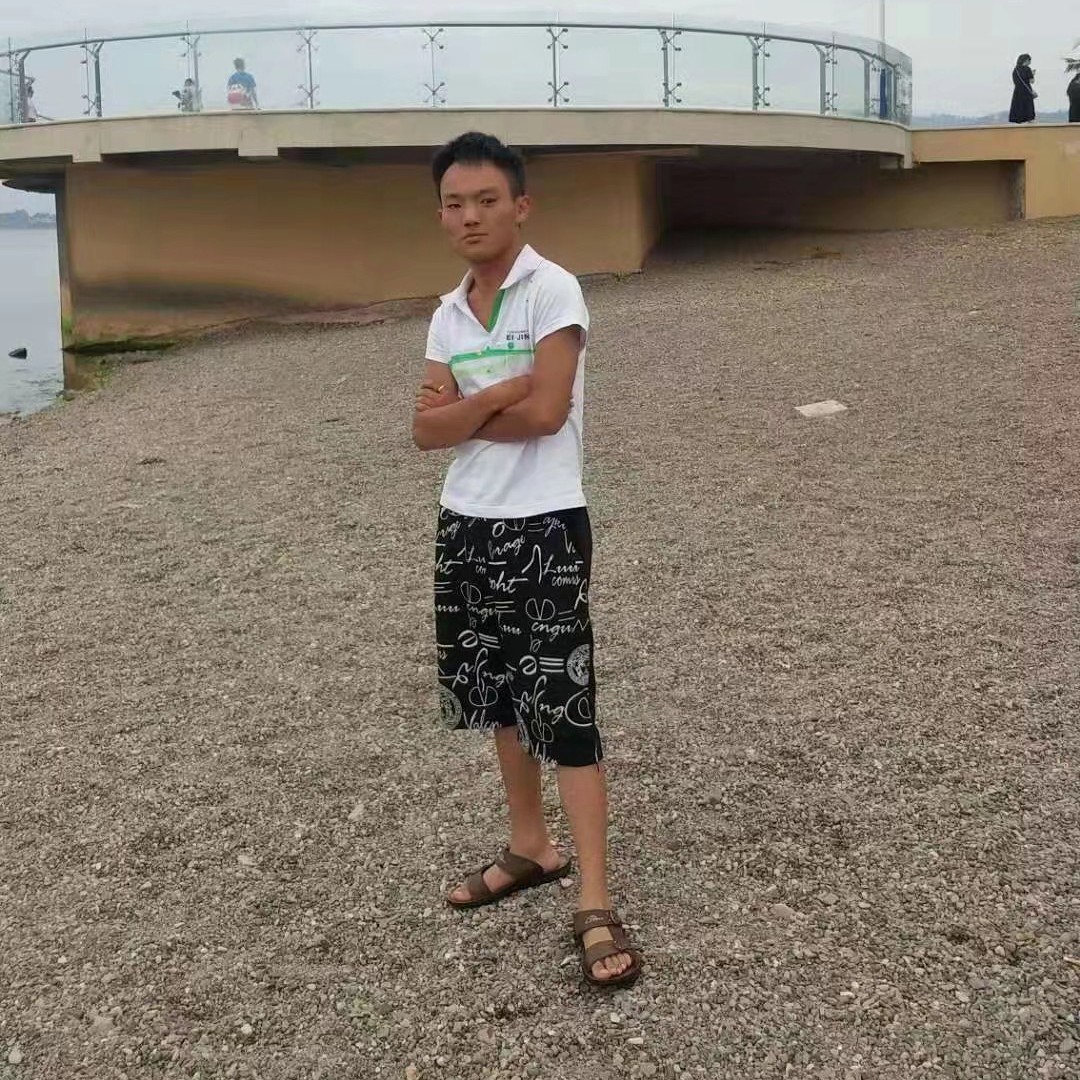 朱自浩的照片