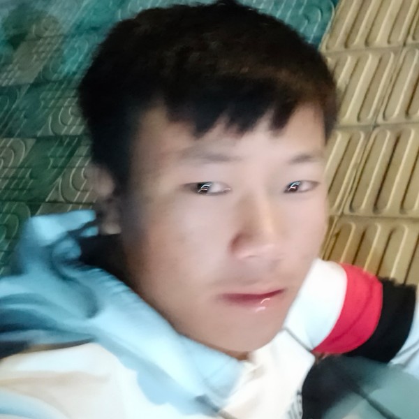 乙一乙的照片