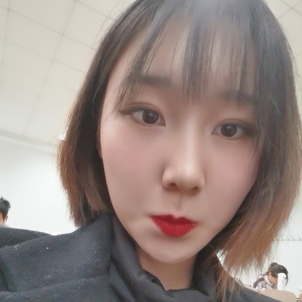 鱼洁云的照片