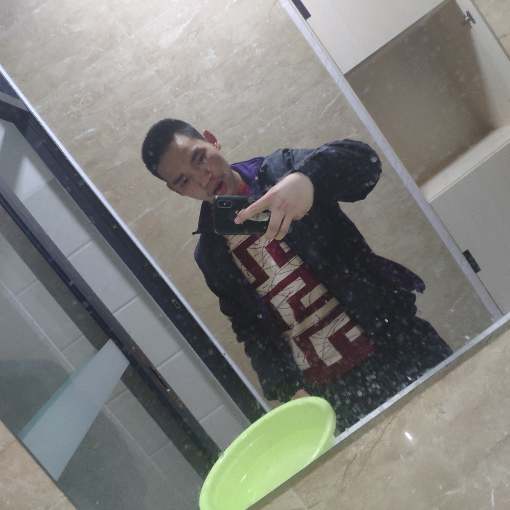 怕孤单放弃黑夜的照片