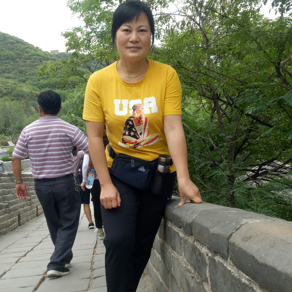 姚莉的照片
