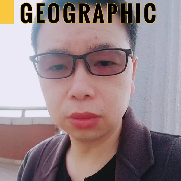 眯眯眼小鸽子的照片