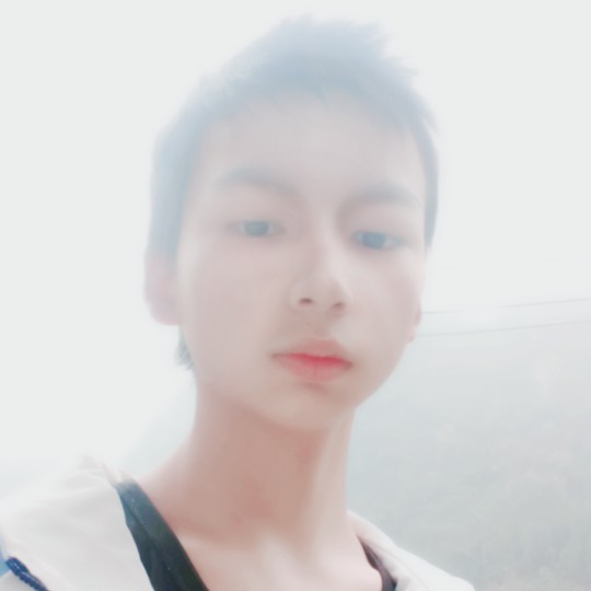 知性邂逅香氛的照片