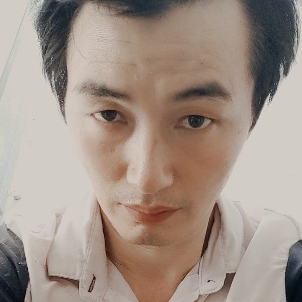 小蜜蜂爱听歌的照片