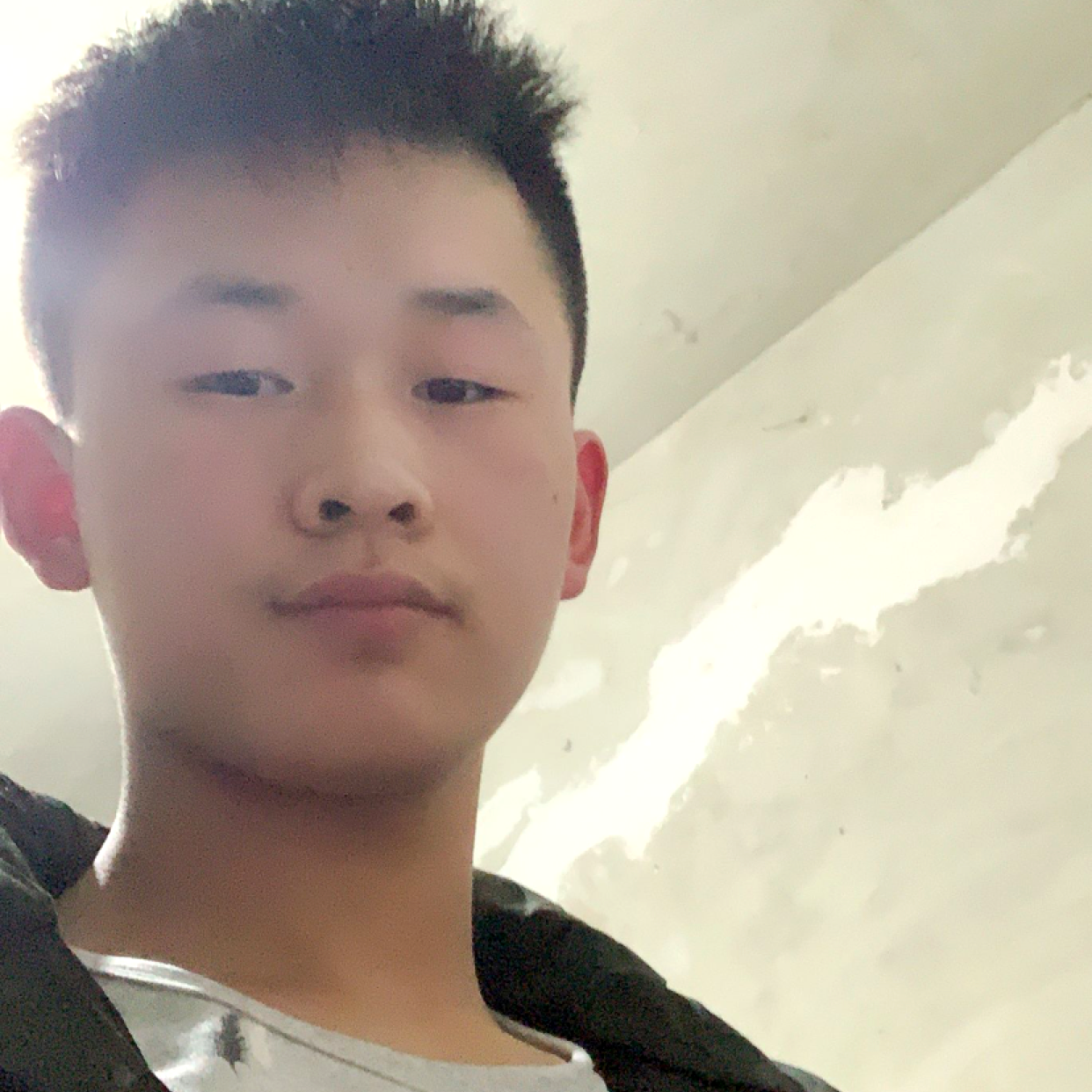 手链相许忧郁的照片